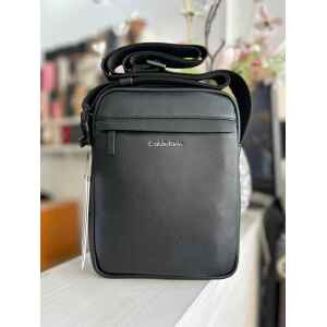 CK MUST REPORTER BLACK BAG