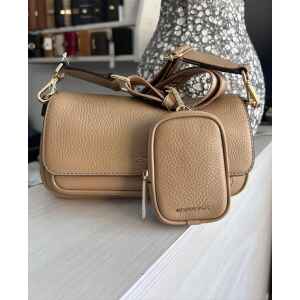 MK JET SET TRAVEL SMALL CROSSBODY LEATHER CAMEL